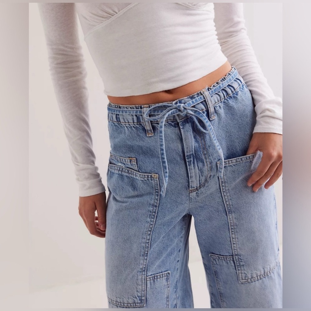 We The Free Light Blue Wide Leg Jeans - Picture 2 of 7